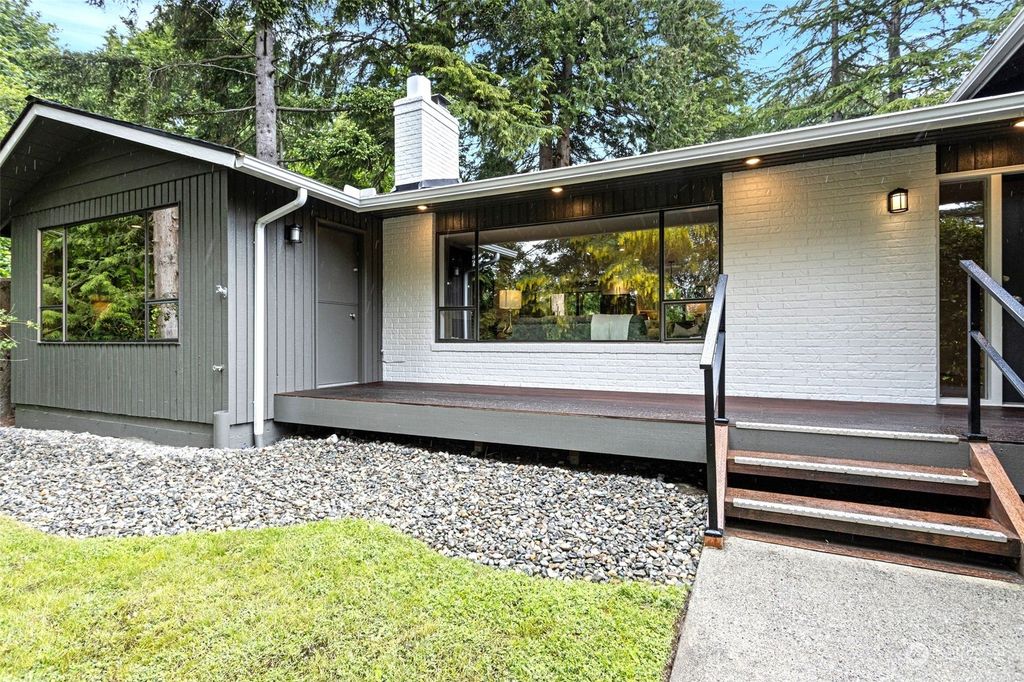 Photo of 18011 85th Place W, Edmonds, WA 98026 (MLS # 2239854)