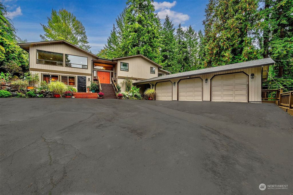 Photo of 18313 Butternut Road, Lynnwood, WA 98037 (MLS # 2170862)