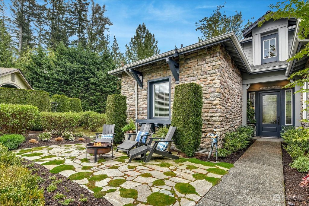 Photo of 12401 230th Place NE, Redmond, WA 98053 (MLS # 2232099)