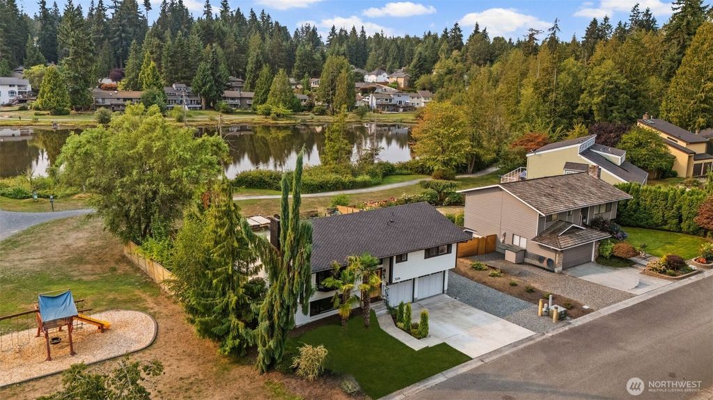 Photo of 3226 102nd Place SE, Everett, WA 98208 (MLS # 2428587)