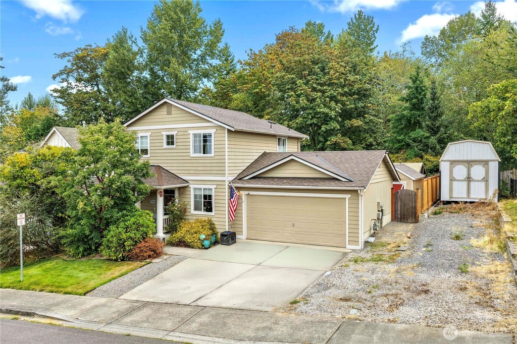 Photo of 6103 77th Avenue NE, Marysville, WA 98270 (MLS # 2578254)