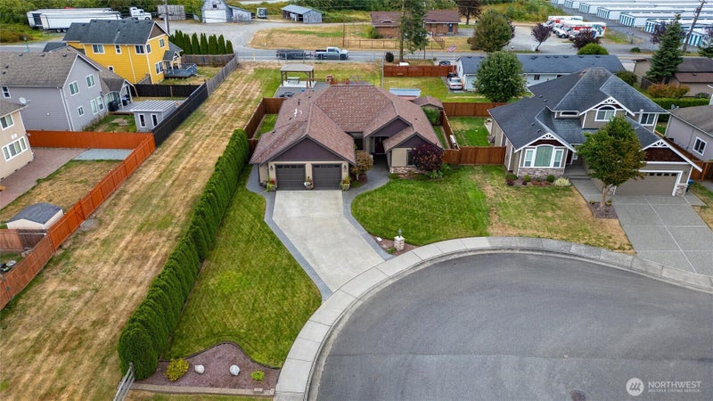 5218 Sparrow Court