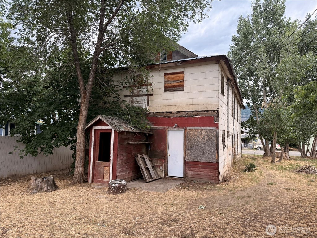 Photo of 1308 Juniper Street, Oroville, WA 98844 (MLS # 2547387)