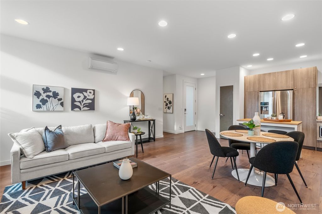 Photo of 730 25th Avenue S, Seattle, WA 98144 (MLS # 2458166)