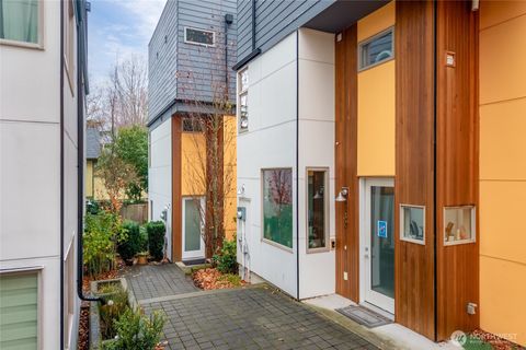 Photo of 730 25th Avenue S, Seattle, WA 98144 (MLS # 2458166)