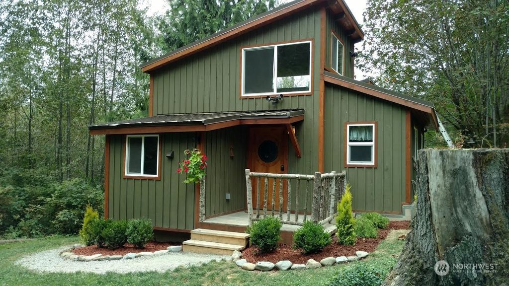 Photo of 51614 S Riverside Road, Index, WA 98256 (MLS # 2000908)
