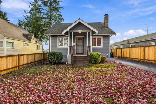 3855 TACOMA AVE S, TACOMA, WA 98418 - Image 3ef3a9b0d4228480cead3704bc27a2b3/7895226