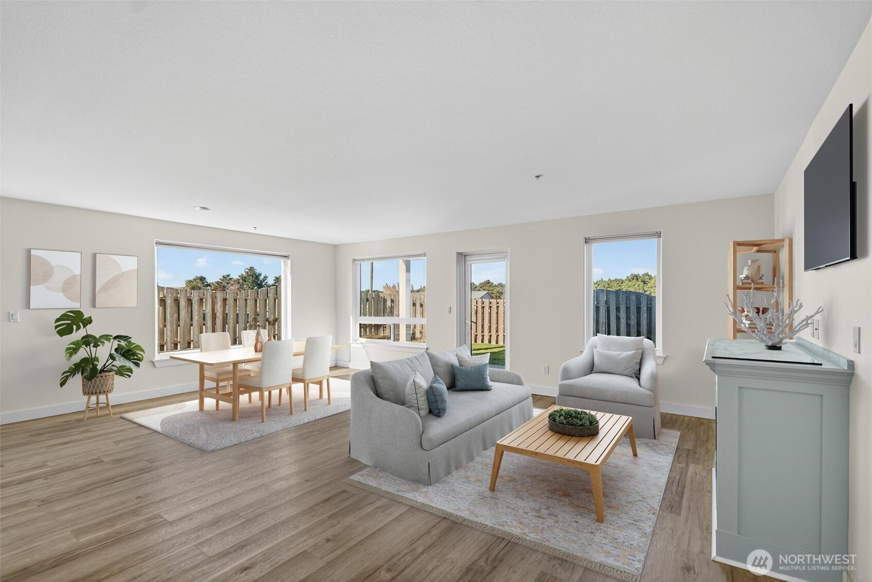 1600 W Ocean Avenue 1211