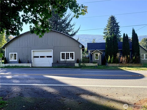 Photo of 2071 Valley Hwy 9, Deming, WA 98244 (MLS # 2590758)