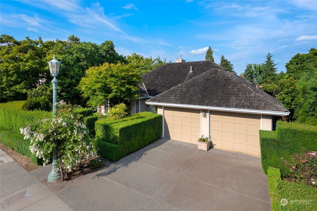 Photo of 1828 Parkside Drive E, Seattle, WA 98112 (MLS # 2130539)