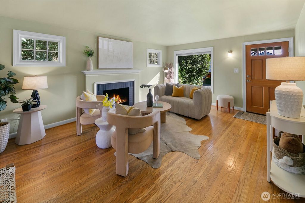 Photo of 532 N 72nd Street, Seattle, WA 98103 (MLS # 2486351)