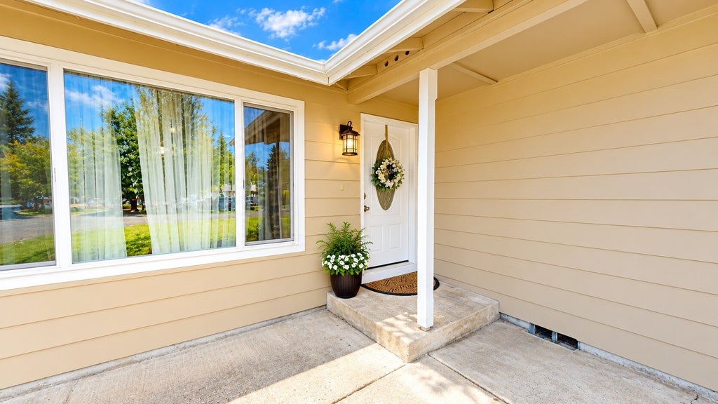 Photo of 218 S 24th Street S, Mount Vernon, WA 98274 (MLS # 2595660)