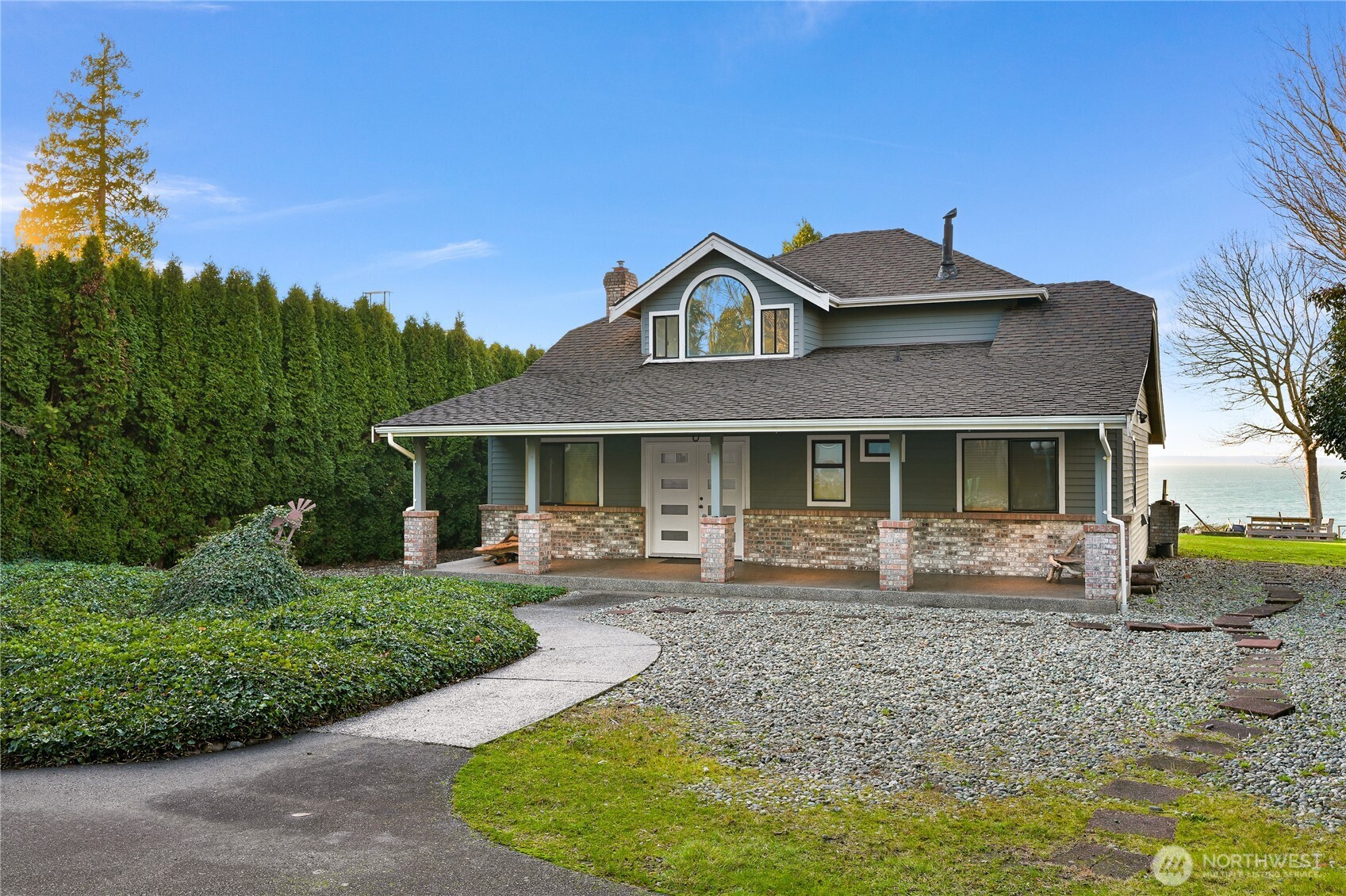 8539 Semiahmoo Drive