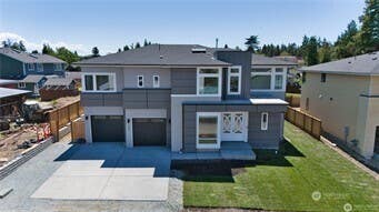 Photo of 1237 S 234th Drive, Des Moines, WA 98198 (MLS # 2564194)