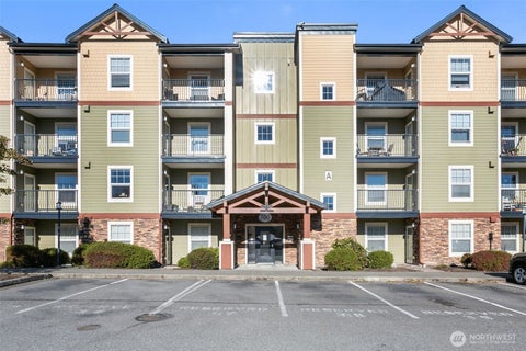 Photo of 700 32nd Street #A408, Bellingham, WA 98225 (MLS # 2528493)