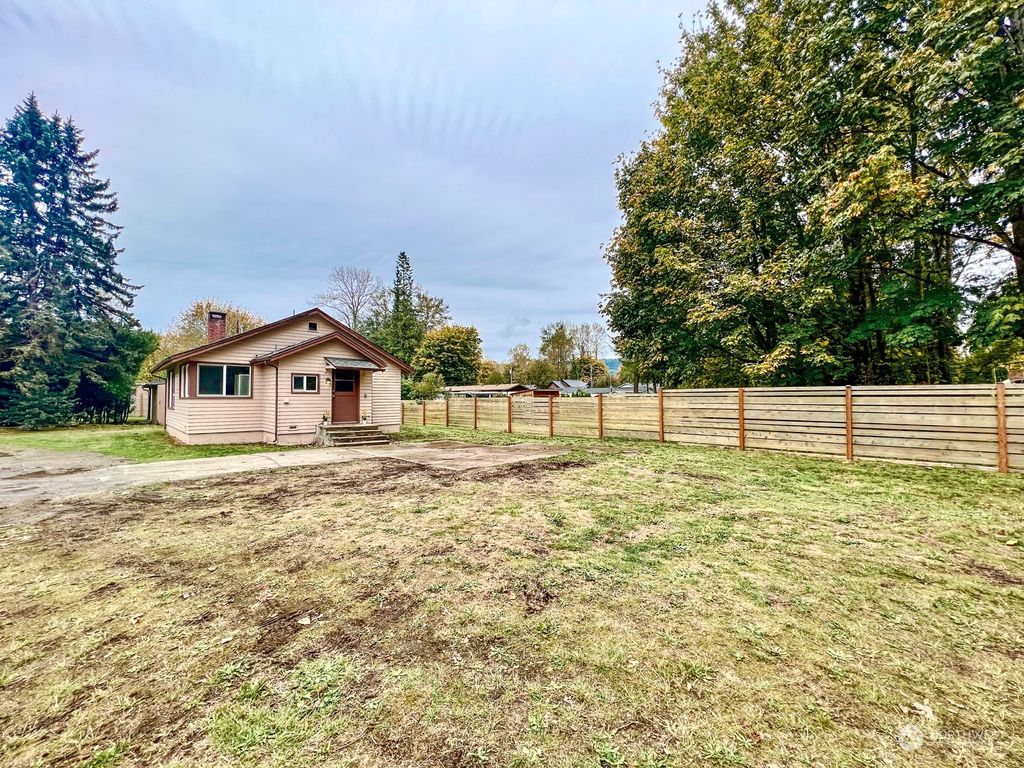 Photo of 34142 SE 43rd Street, Fall City, WA 98024 (MLS # 2172295)