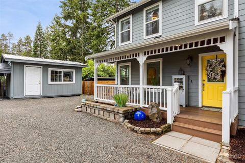 A home in Belfair