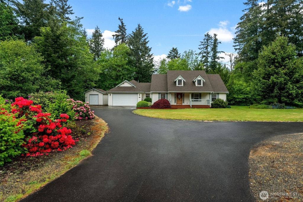 Photo of 12510 206th Street E, Graham, WA 98338 (MLS # 2525381)