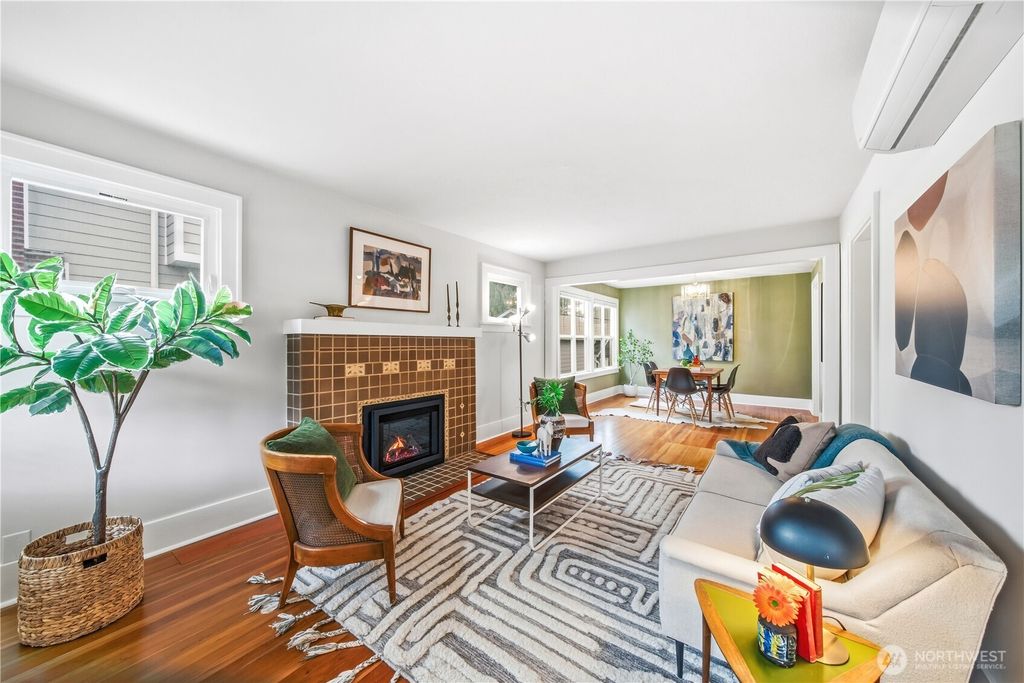 Photo of 3043 38th Avenue SW, Seattle, WA 98126 (MLS # 2465508)