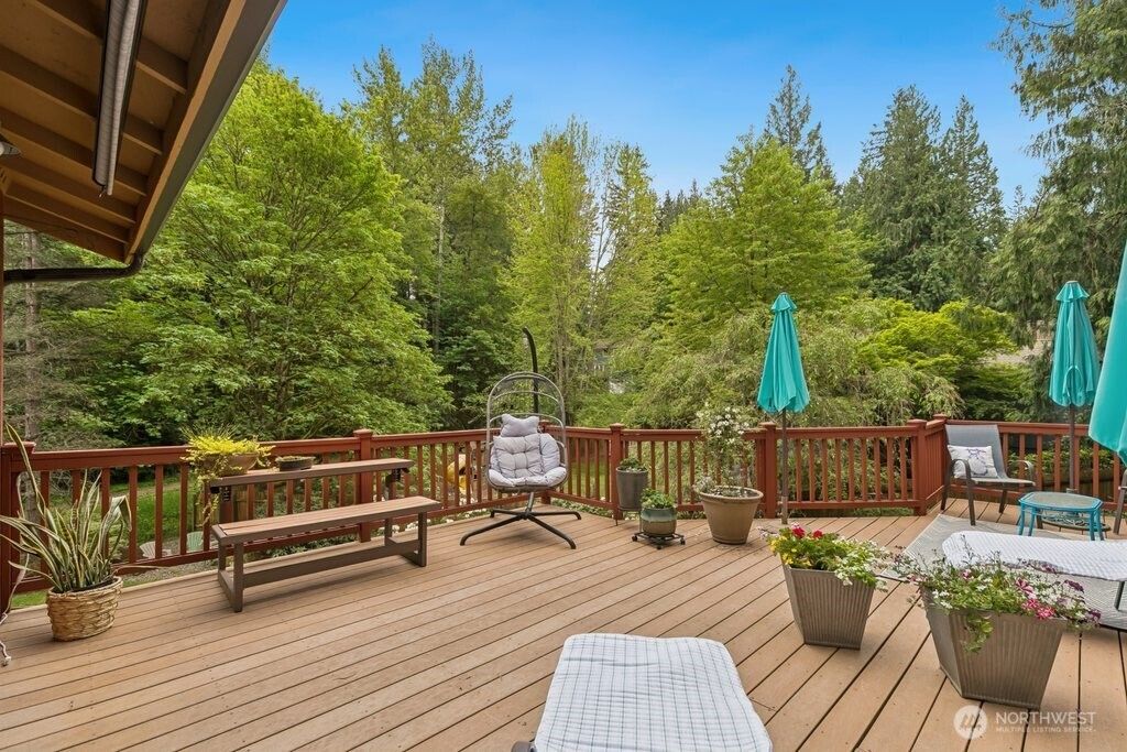 Photo of 1830 216th Place NE, Sammamish, WA 98074 (MLS # 2516914)
