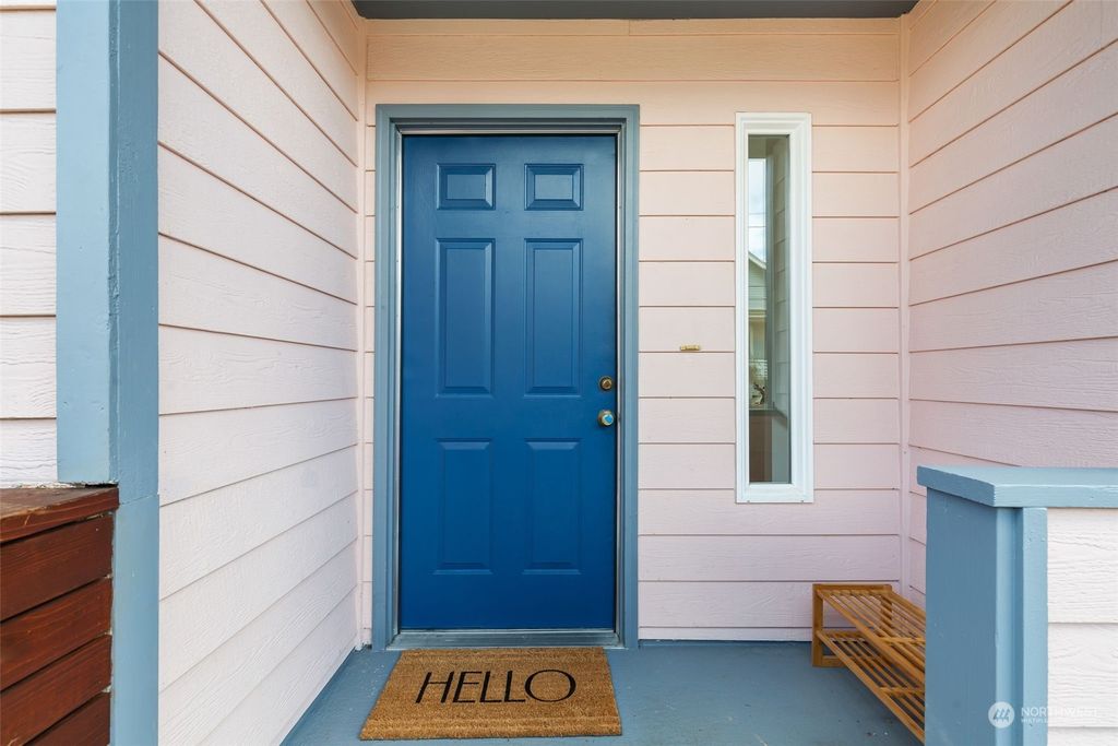 Photo of 5300 47th Avenue S, Seattle, WA 98118 (MLS # 2204213)