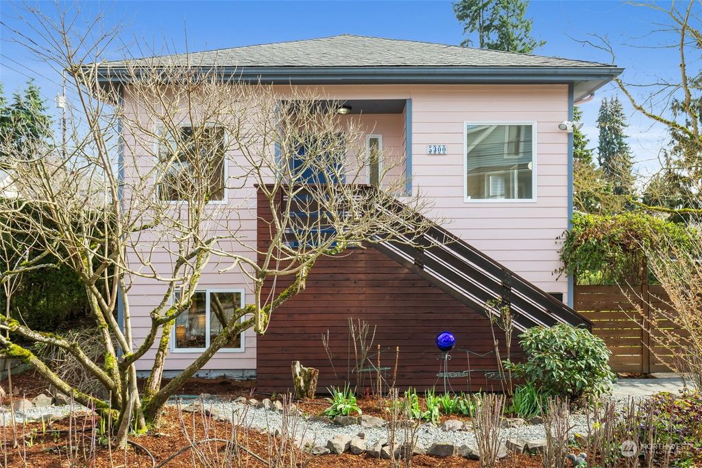 Photo of 5300 47th Avenue S, Seattle, WA 98118 (MLS # 2204213)