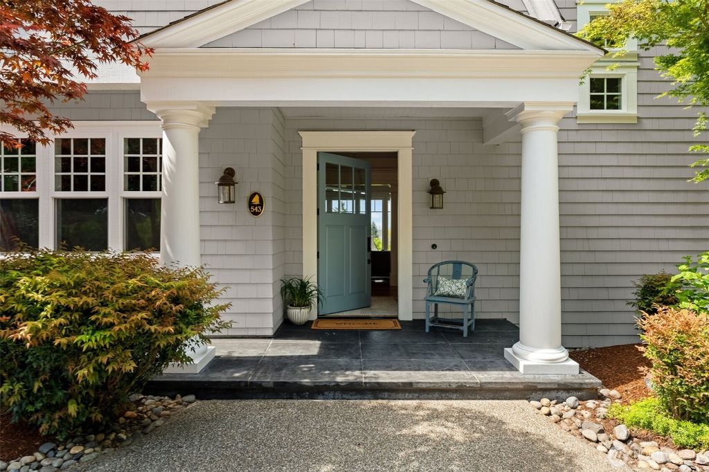 Photo of 543 Hyak Drive, Fox Island, WA 98333 (MLS # 2516821)