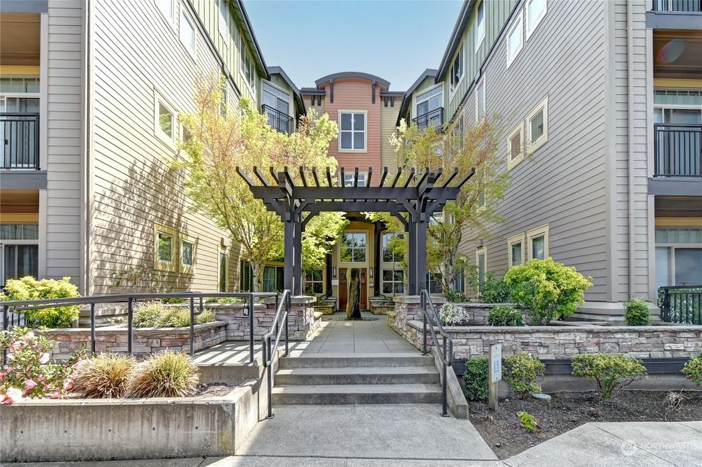 Photo of 15730 116th Avenue NE #B209, Bothell, WA 98011 (MLS # 2329485)