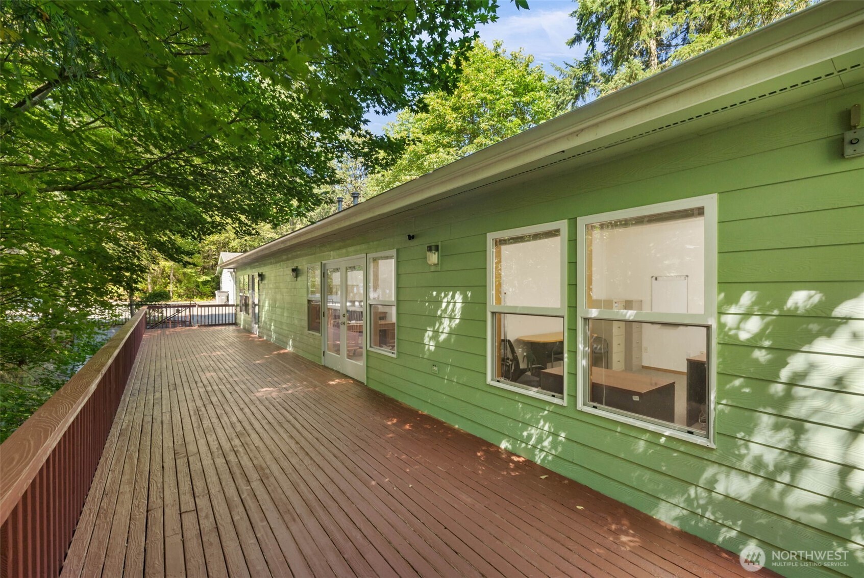 1550 SE Woodridge Drive