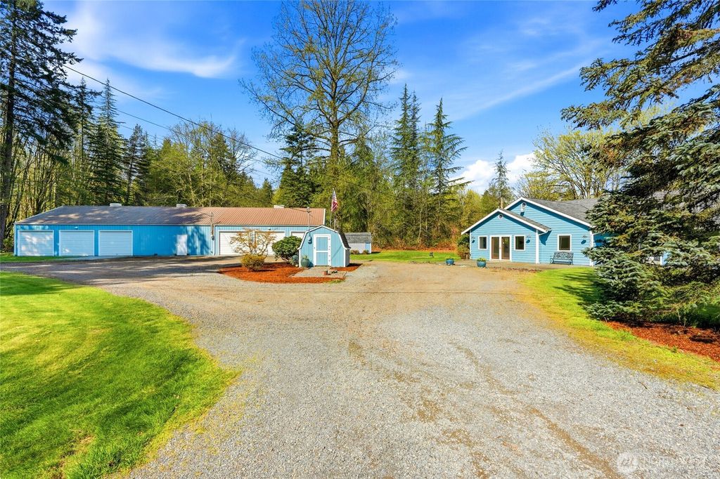 Photo of 22532 87th Avenue SE, Woodinville, WA 98077 (MLS # 2510627)