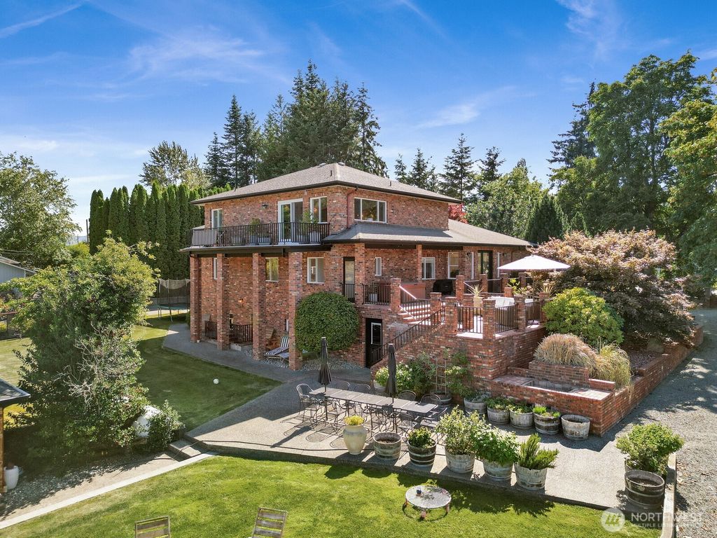 Photo of 12951 S Front Street, Mount Vernon, WA 98273 (MLS # 2528674)