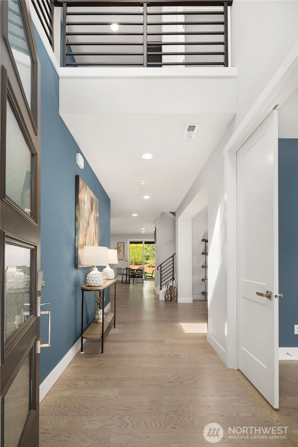 Photo of 7226 NE 129th Street, Kirkland, WA 98034 (MLS # 2507768)