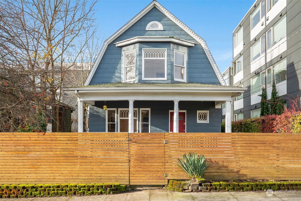 Photo of 109 15th Avenue, Seattle, WA 98122 (MLS # 2200518)