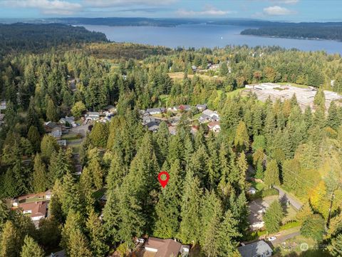 A home in Bremerton