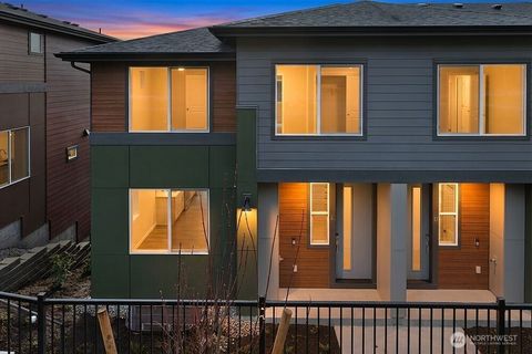 13210 NE 127th Way D Kirkland WA 98034