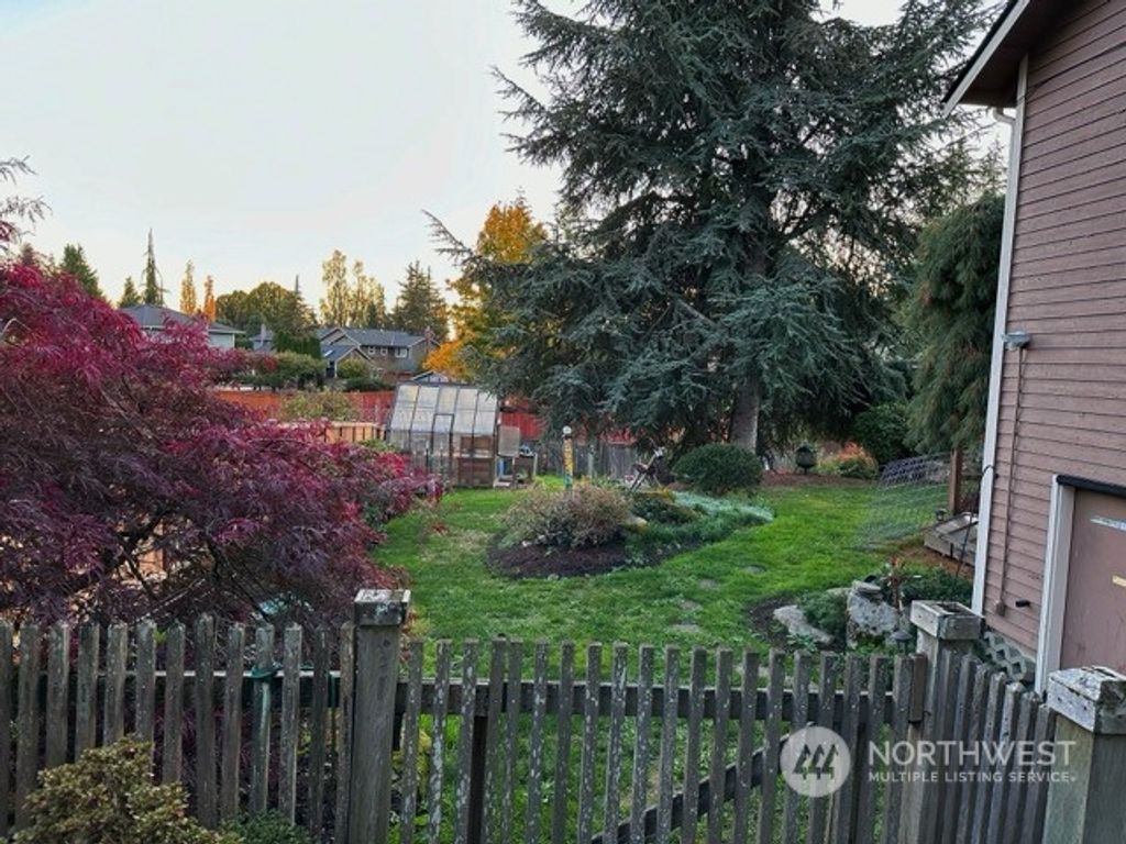 Photo of 7314 75th Place NE, Marysville, WA 98270 (MLS # 2304686)