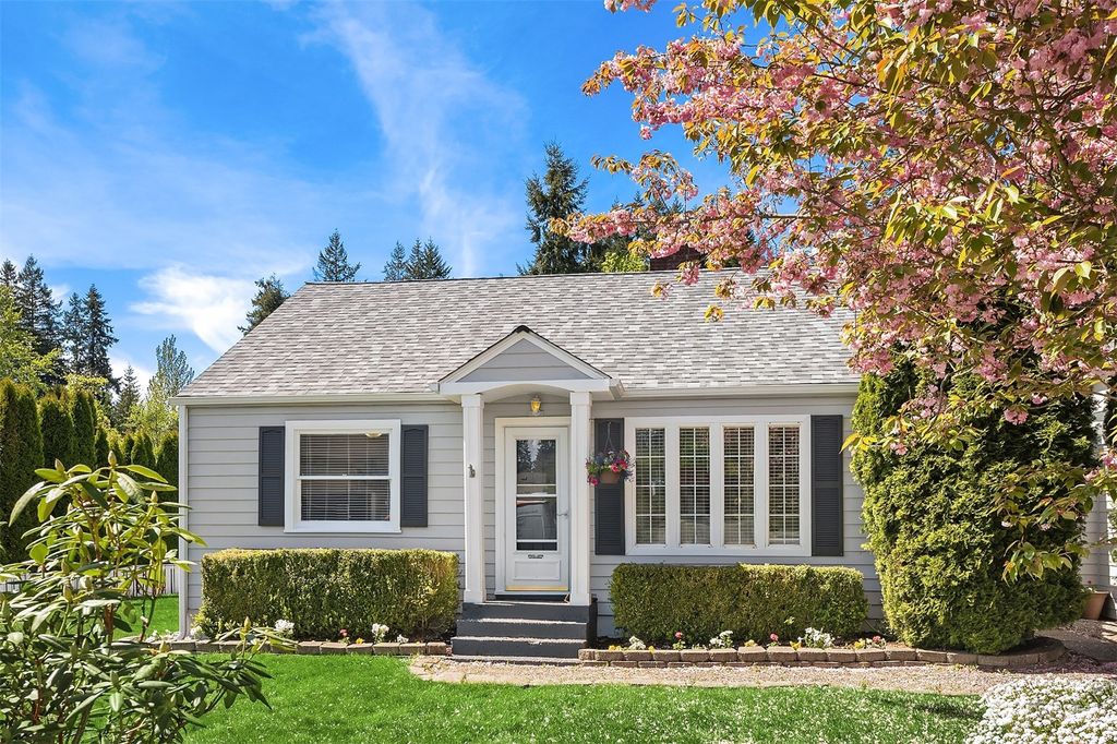 Photo of 7012 Beverly Lane, Everett, WA 98203 (MLS # 2203471)