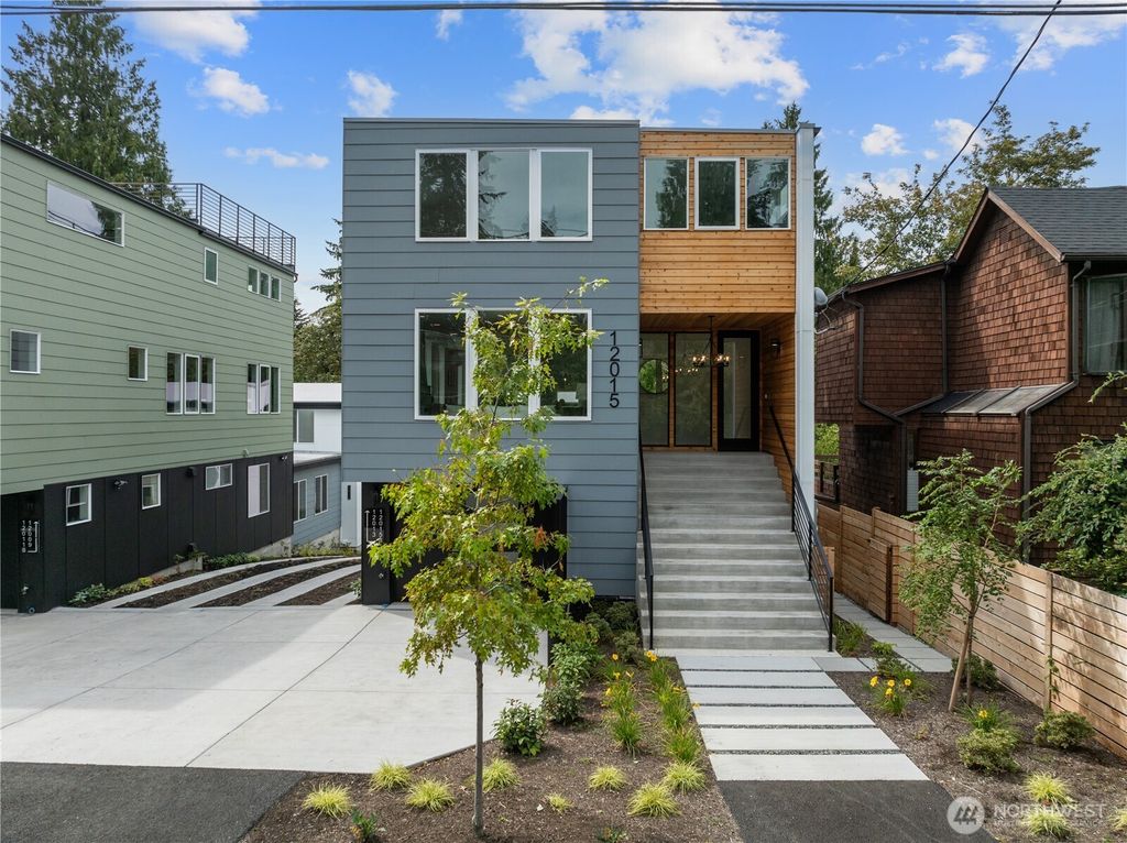 Photo of 12015 36th Avenue NE, Seattle, WA 98125 (MLS # 2373098)