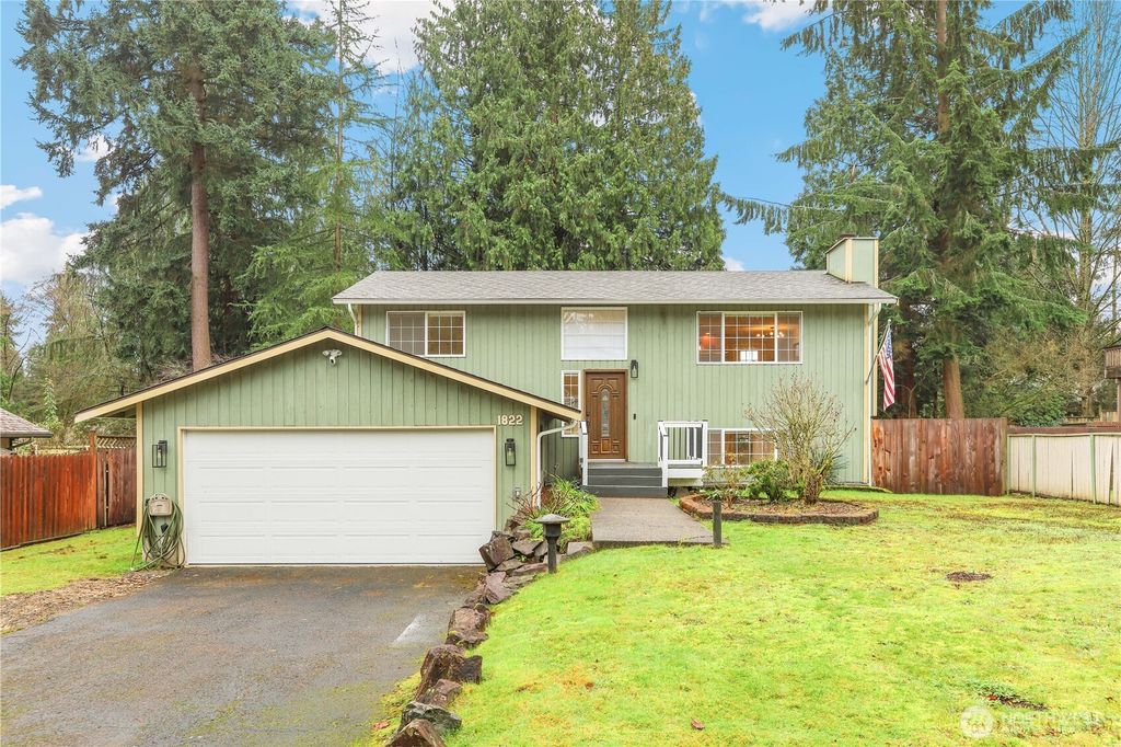 Photo of 1822 171st Place SE, Bothell, WA 98012 (MLS # 2465573)