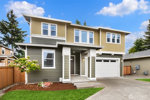 Photo of 11225 SE 245th Place, Kent, WA 98030 (MLS # 2397873)