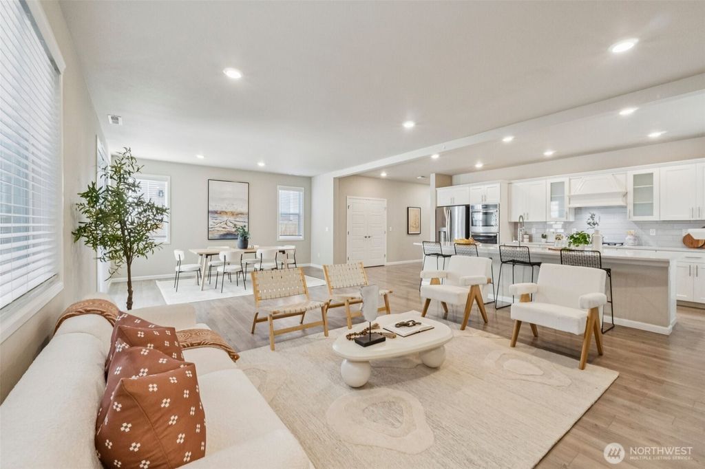 Photo of 10107 14th Place SE, Lake Stevens, WA 98258 (MLS # 2418233)