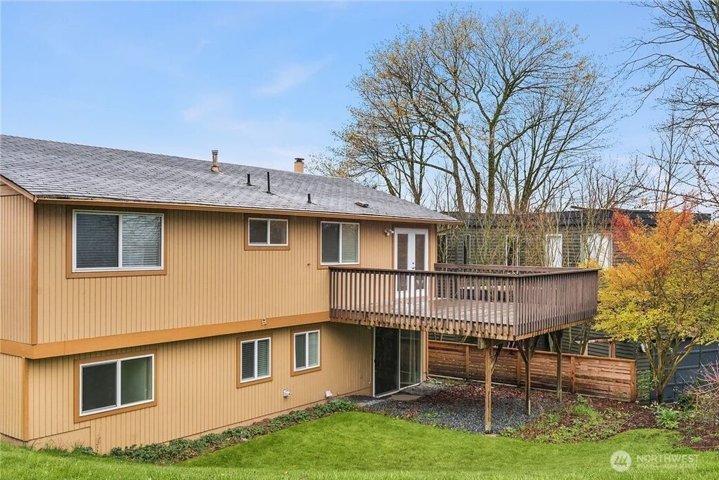 Photo of 2908 S Lane Street, Seattle, WA 98144 (MLS # 2349510)