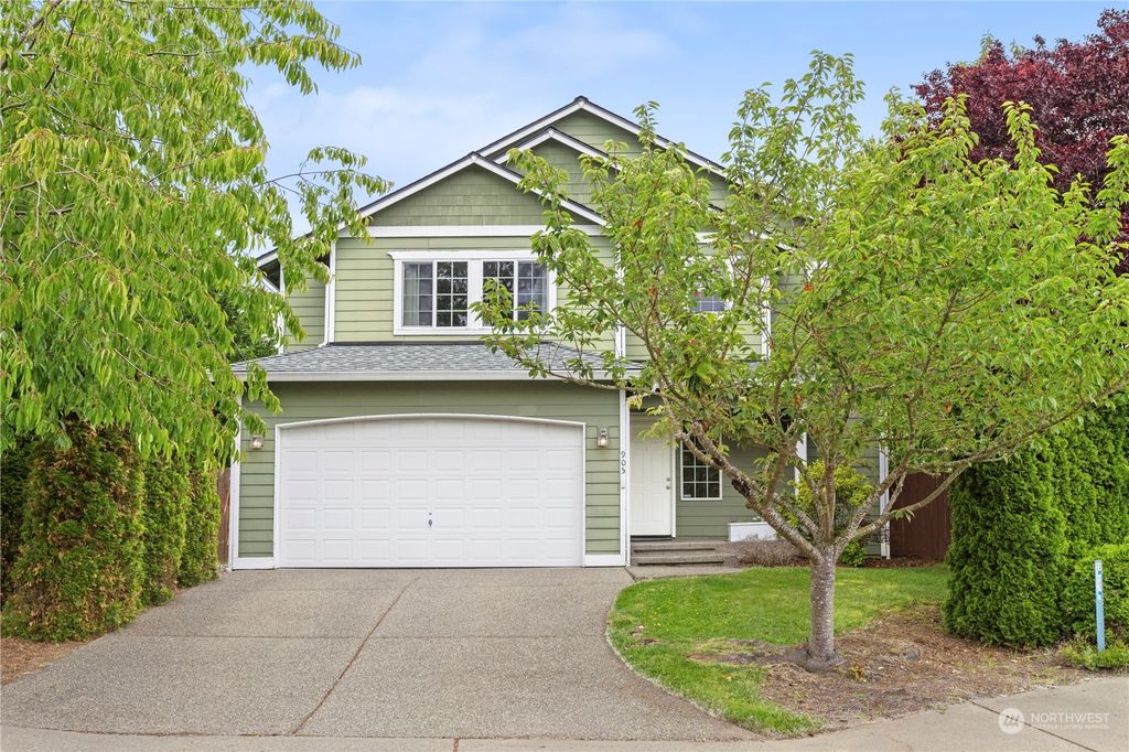 Photo of 905 99th Street SW, Everett, WA 98204 (MLS # 2247884)