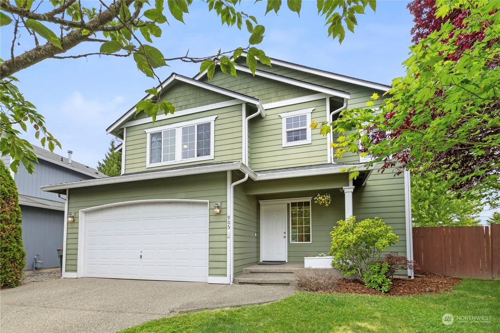 Photo of 905 99th Street SW, Everett, WA 98204 (MLS # 2247884)