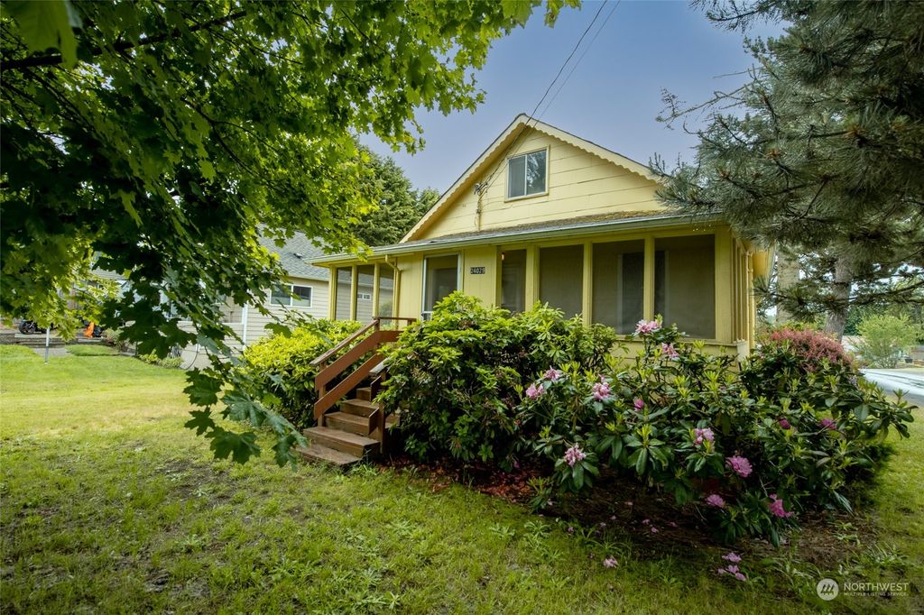 Photo of 24029 Roberts Drive, Black Diamond, WA 98010 (MLS # 2250231)