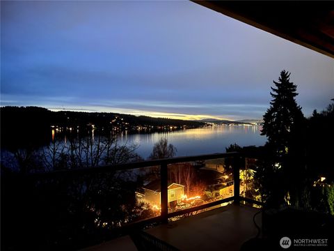 Photo of 13740 42nd Avenue NE, Seattle, WA 98125 (MLS # 2556357)