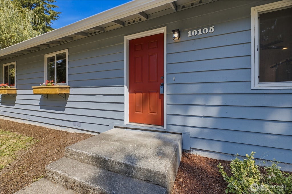 Photo of 10105 229th Avenue E, Buckley, WA 98321 (MLS # 2555968)