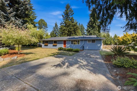 Photo of 10105 229th Avenue E, Buckley, WA 98321 (MLS # 2555968)