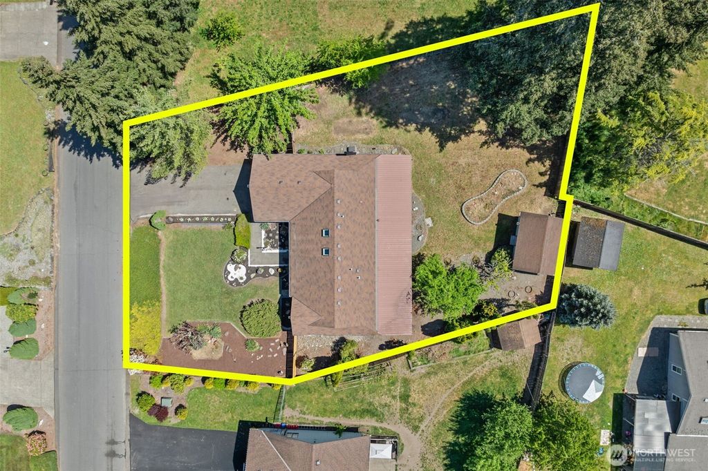 Photo of 420 160th Street E, Tacoma, WA 98445 (MLS # 2521287)