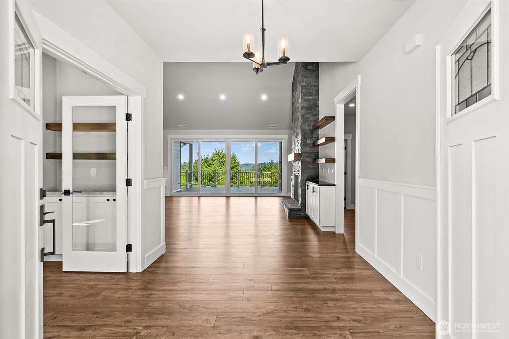 Photo of 4737 Gold Ridge Lane SW, Olympia, WA 98512 (MLS # 2551709)